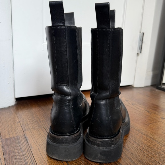 Bottega Veneta Lug Boots - Picture 4 of 7